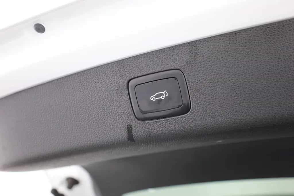 MG HS 1.5 T-GDI Luxury Aut. LED ACC Navi 360° Pano 12/2023-photo-24