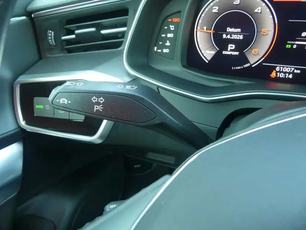 Audi A6 Avant 40 2.0 TDI LED Navi ACC Sitzheizung PDC 10/2019-photo-23