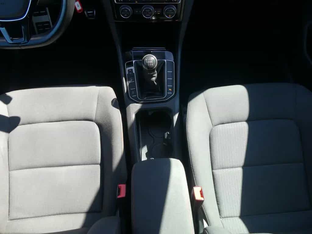 Volkswagen Golf Sportsvan 1.2 Sound ACC Navi Sitzheizung be 08/2017-photo-16