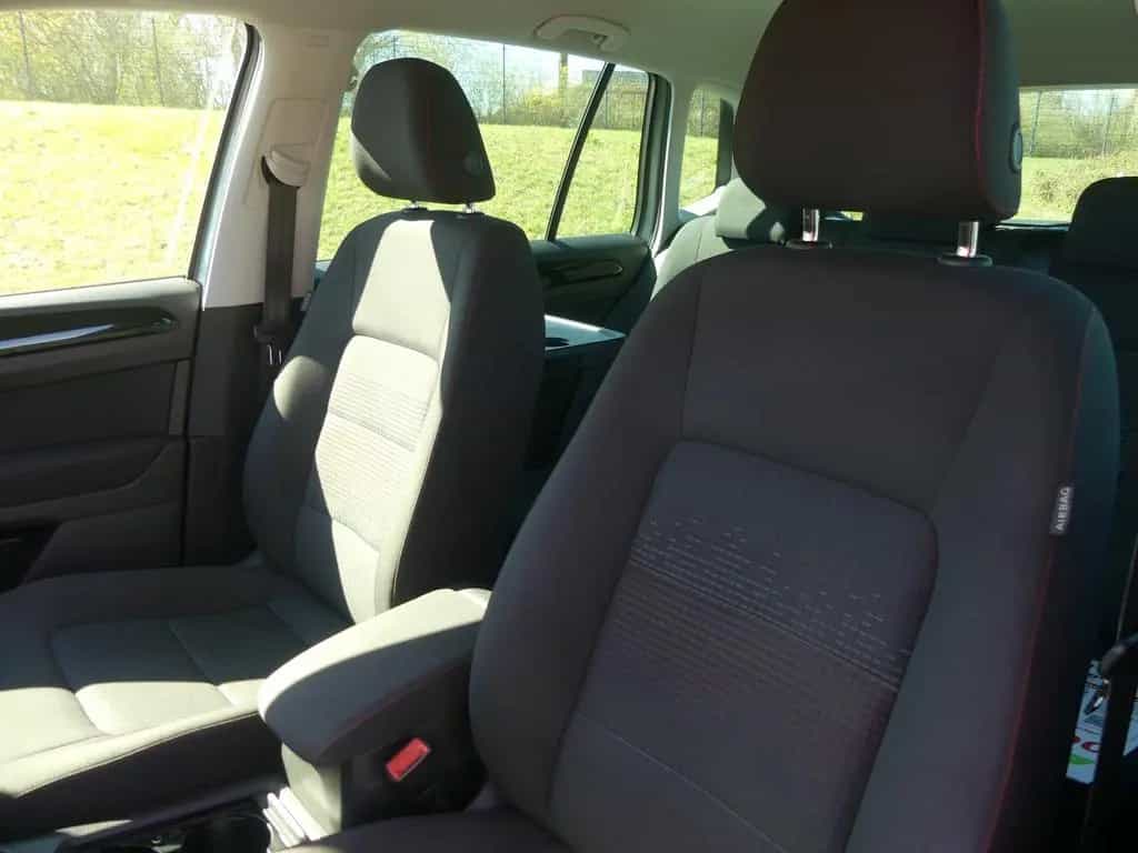 Volkswagen Golf Sportsvan 1.2 Sound ACC Navi Sitzheizung be 08/2017-photo-27