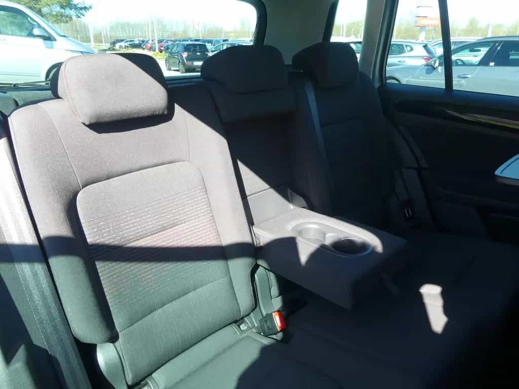 Volkswagen Golf Sportsvan 1.2 Sound ACC Navi Sitzheizung be 08/2017-photo-30