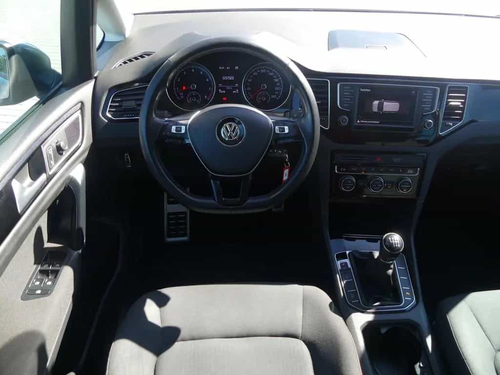 Volkswagen Golf Sportsvan 1.2 Sound ACC Navi Sitzheizung be 08/2017-photo-9