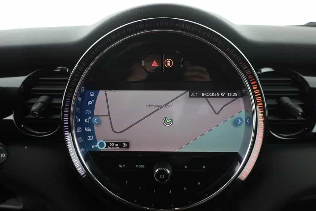 MINI Cooper 1.5 Classic Trim LED Navi Kamera Tempomat 10/2023-photo-10