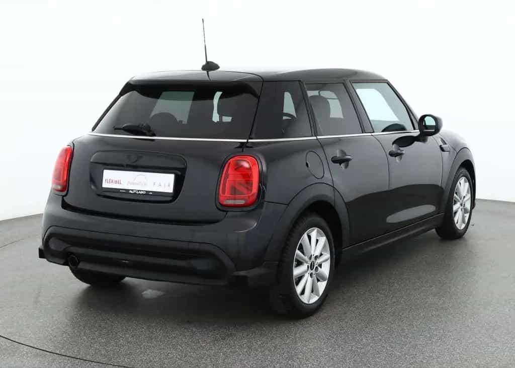 MINI Cooper 1.5 Classic Trim LED Navi Kamera Tempomat 10/2023-photo-4