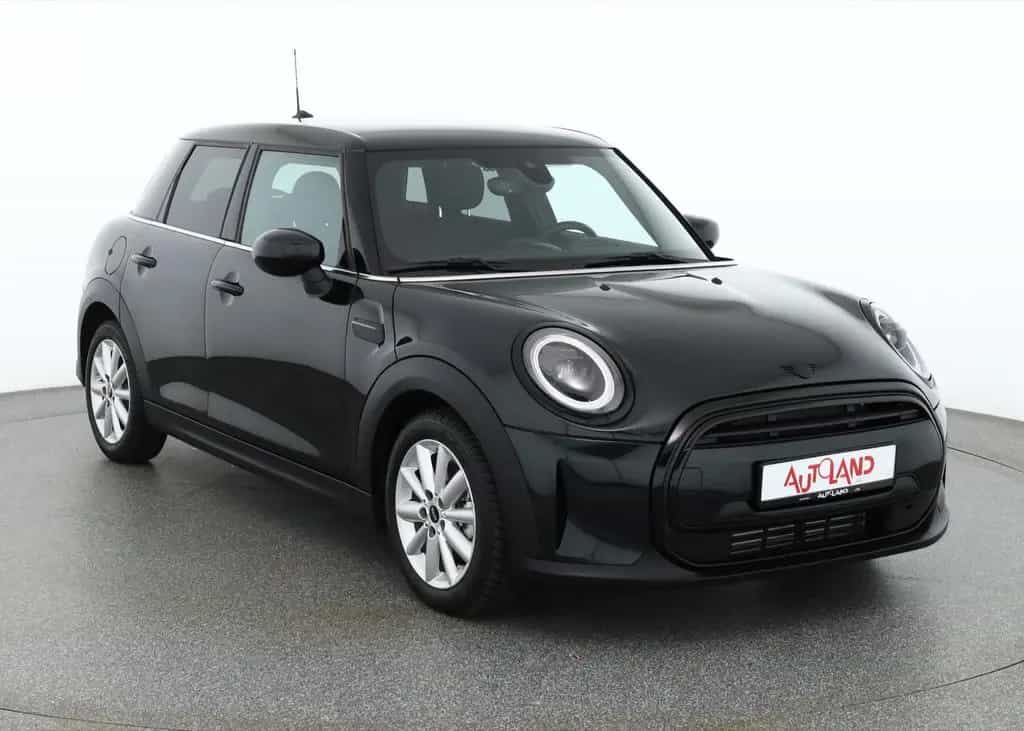 MINI Cooper 1.5 Classic Trim LED Navi Kamera Tempomat 10/2023-photo-6