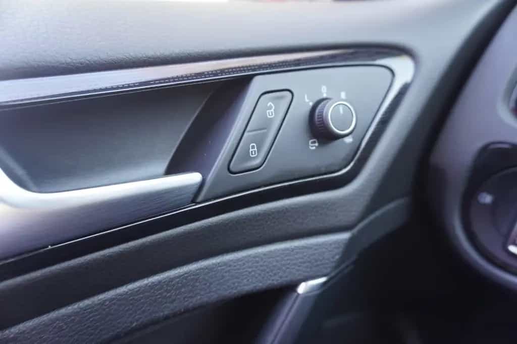 Volkswagen Golf VII Variant 1.5 TSI R-Line LED Pano Standh. 09/2017-photo-18