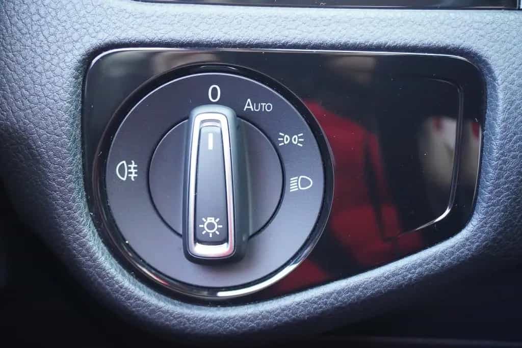 Volkswagen Golf VII Variant 1.5 TSI R-Line LED Pano Standh. 09/2017-photo-19