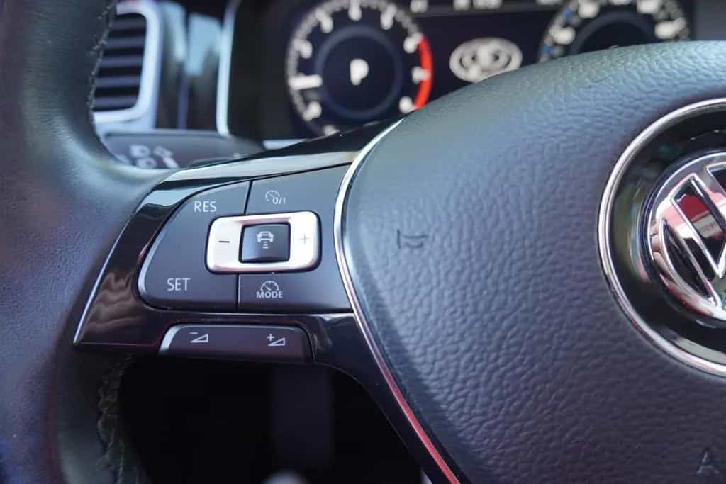 Volkswagen Golf VII Variant 1.5 TSI R-Line LED Pano Standh. 09/2017-photo-21