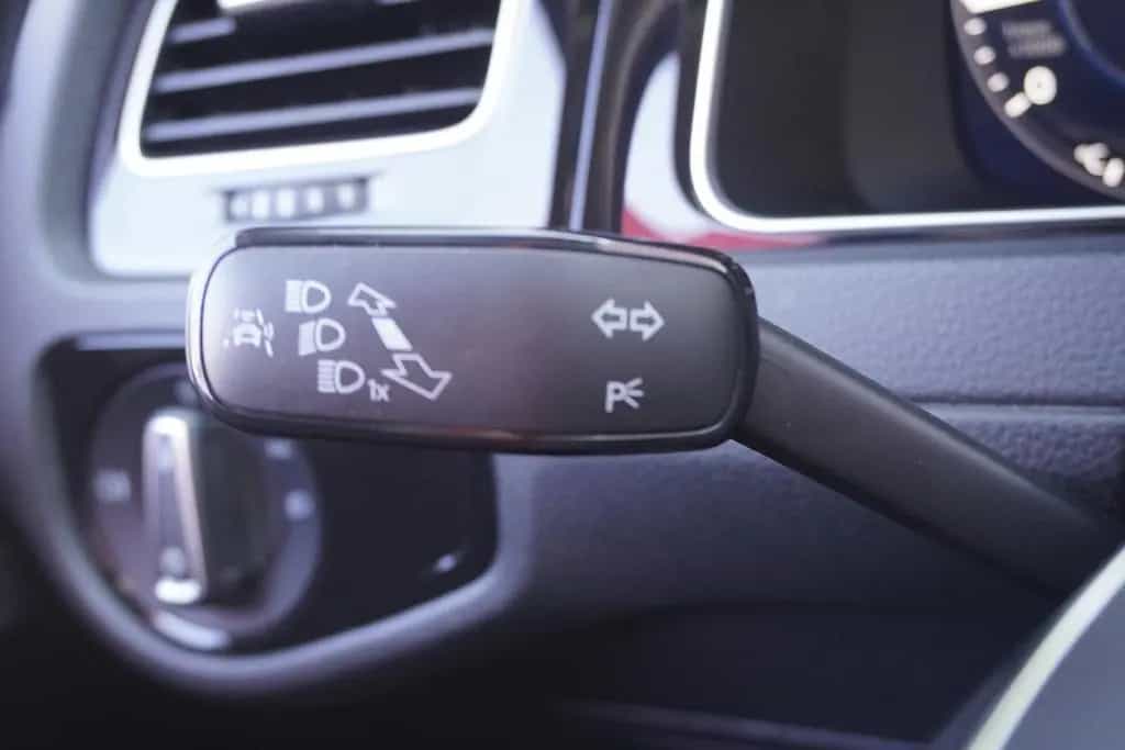 Volkswagen Golf VII Variant 1.5 TSI R-Line LED Pano Standh. 09/2017-photo-22