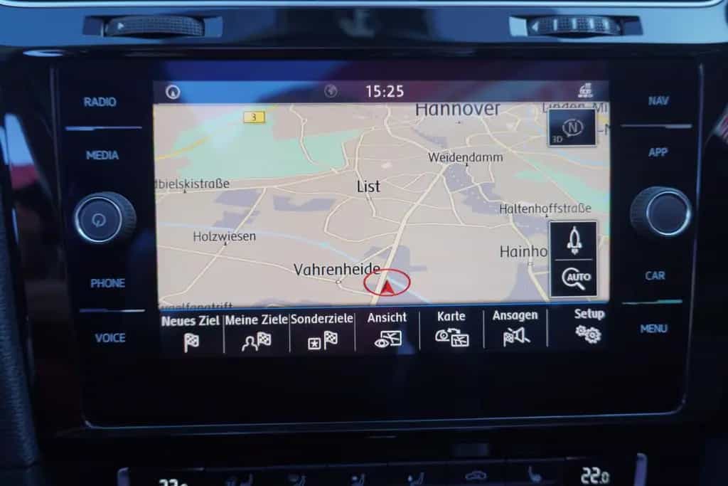 Volkswagen Golf VII Variant 1.5 TSI R-Line LED Pano Standh. 09/2017-photo-25