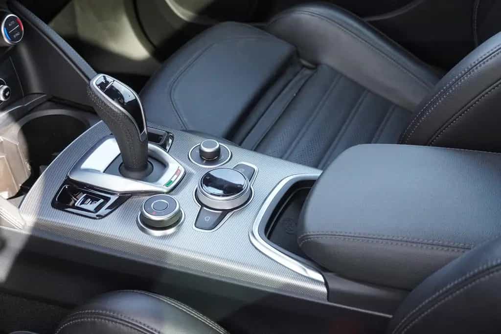 Alfa Romeo Stelvio 2.0 Veloce Q4 Bi-Xenon Navi Keyless PDC 07/2020-photo-18