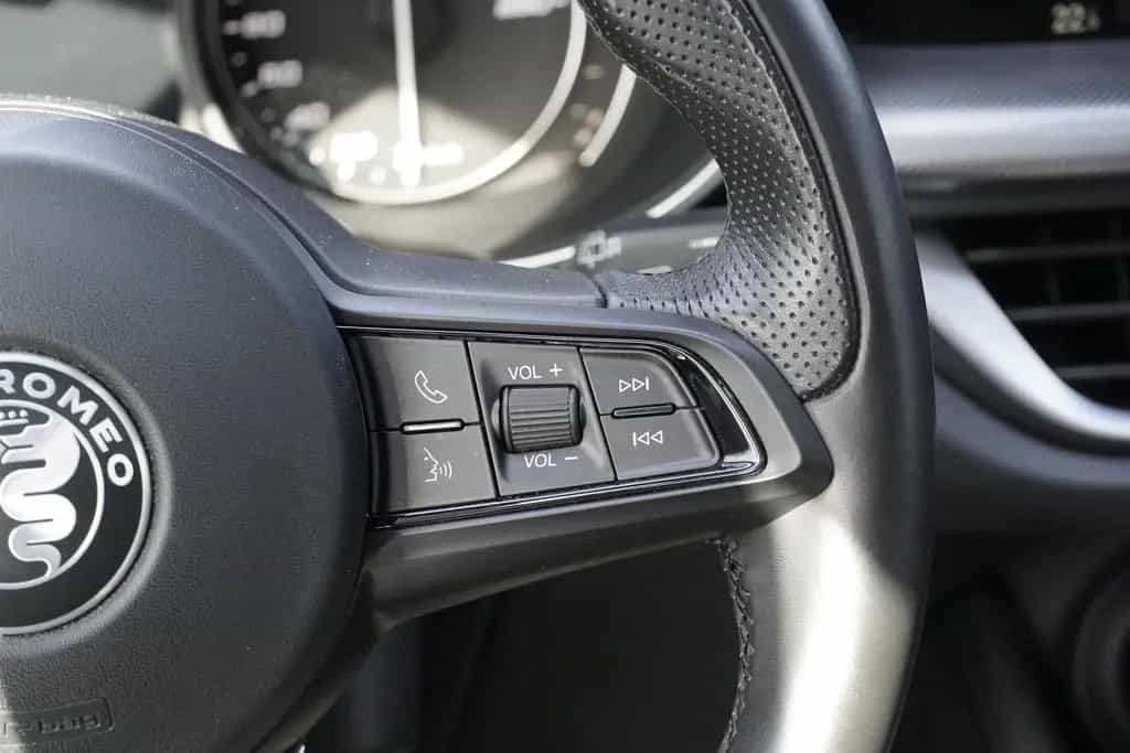 Alfa Romeo Stelvio 2.0 Veloce Q4 Bi-Xenon Navi Keyless PDC 07/2020-photo-24