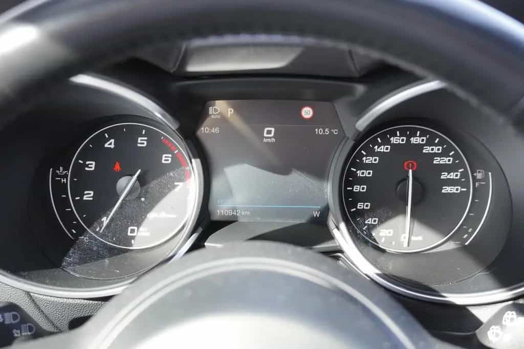 Alfa Romeo Stelvio 2.0 Veloce Q4 Bi-Xenon Navi Keyless PDC 07/2020-photo-26