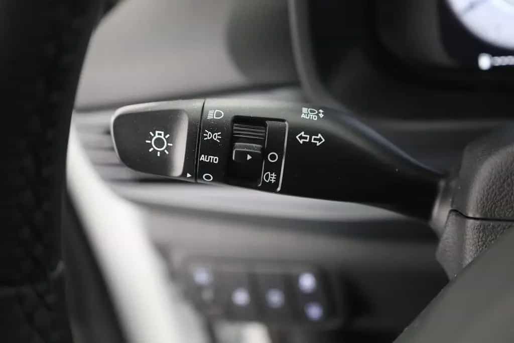Hyundai BAYON 1.0T-GDI LED Navi Kamera 09/2025-photo-49