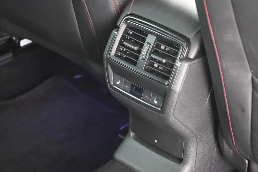 Skoda Kodiaq 2.0 TSI DSG RS 4x4 LED 4x Sitzheizung 02/2022-photo-28