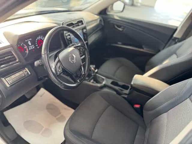 Ssangyong Tivoli Tivoli 1.6 diesel 2WD Exclusive aut. 03/2021-photo-9