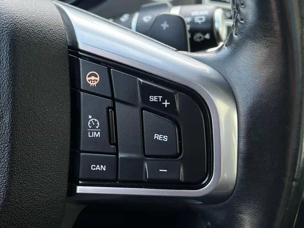 Land Rover Discovery Sport 2.0 Td4 SE AWD +AHK+CAM+PANO+ 03/2017-photo-11