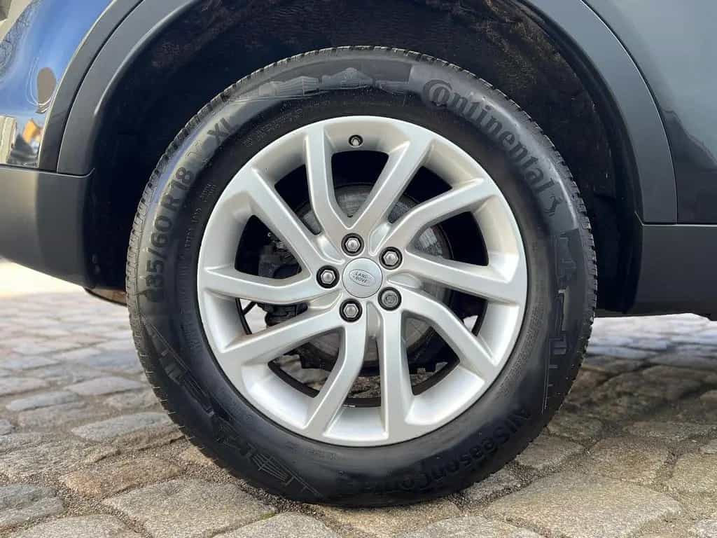 Land Rover Discovery Sport 2.0 Td4 SE AWD +AHK+CAM+PANO+ 03/2017-photo-26