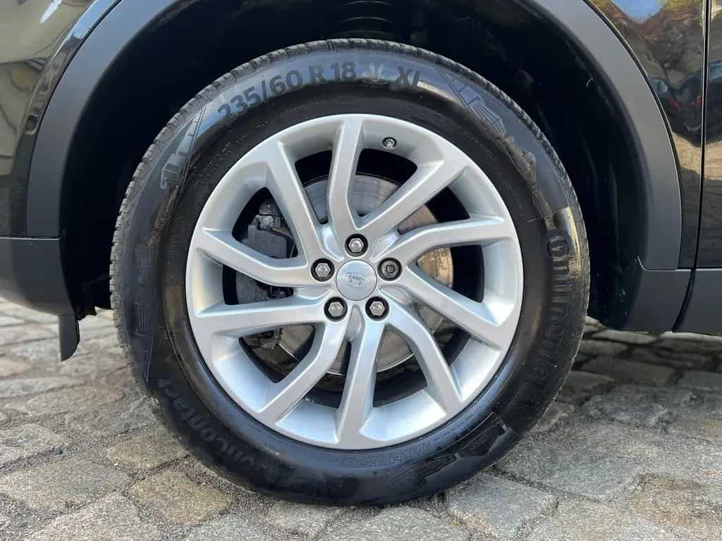 Land Rover Discovery Sport 2.0 Td4 SE AWD +AHK+CAM+PANO+ 03/2017-photo-28