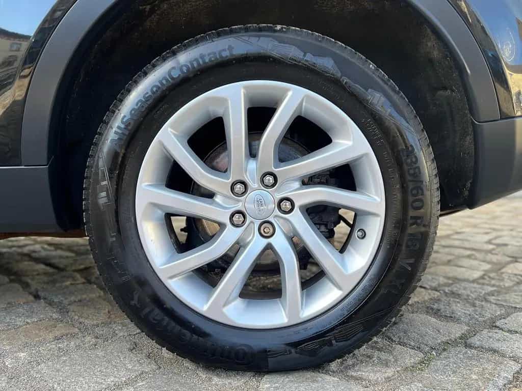 Land Rover Discovery Sport 2.0 Td4 SE AWD +AHK+CAM+PANO+ 03/2017-photo-29