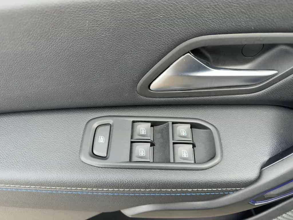 Dacia Duster II 1.3 TCe 130 GPF Celebration CAM*LED*LM 04/2021-photo-13
