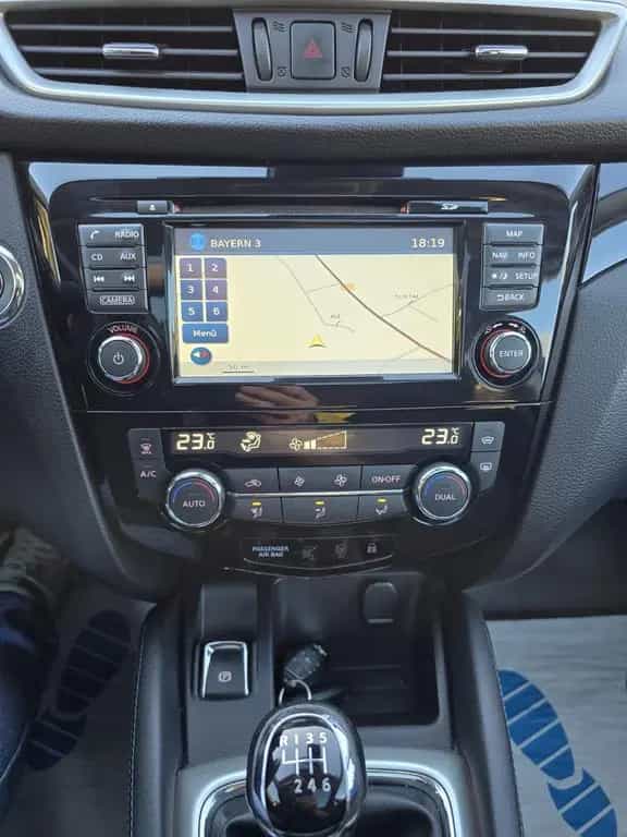 Nissan Qashqai N-Connecta 09/2016-photo-13