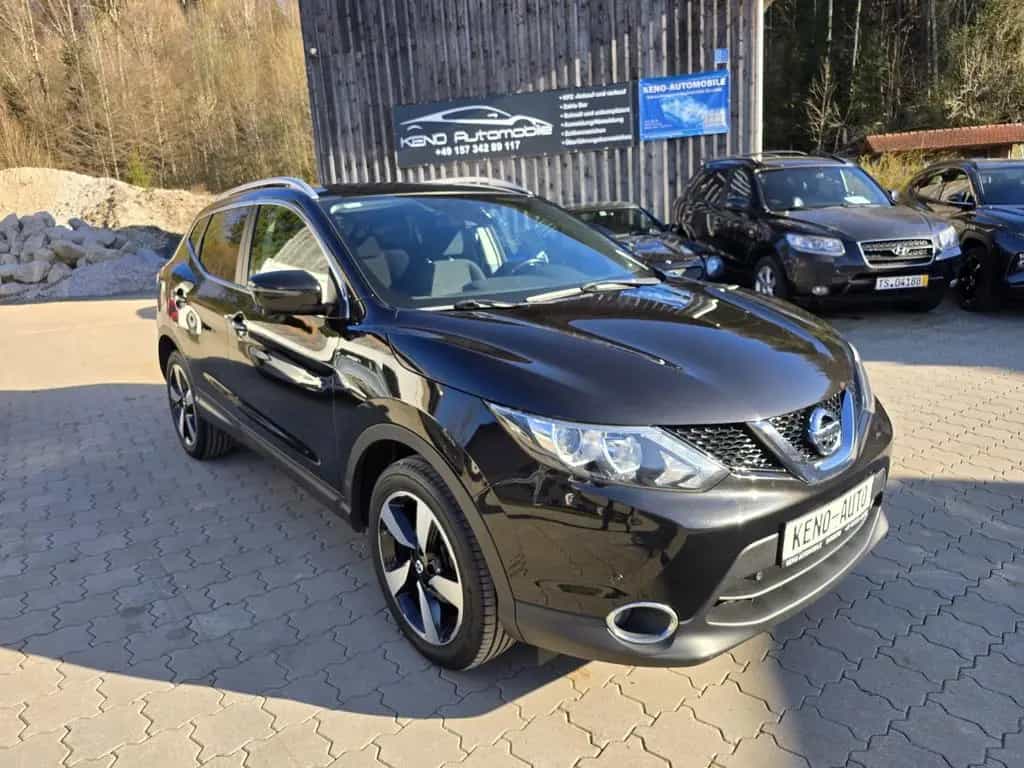 Nissan Qashqai N-Connecta 09/2016-photo-3