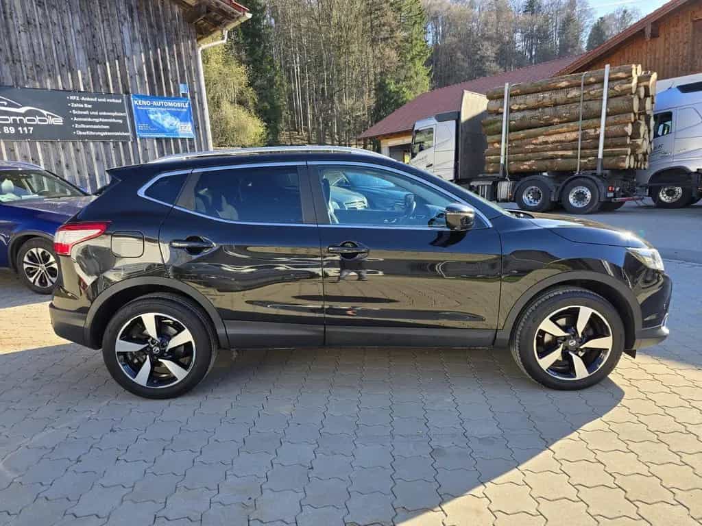 Nissan Qashqai N-Connecta 09/2016-photo-4