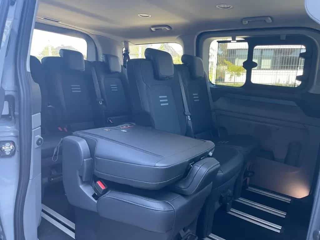 Ford Tourneo Custom 2.0 Bus M1 320L1 Active AWD AHK T 04/2026-photo-11