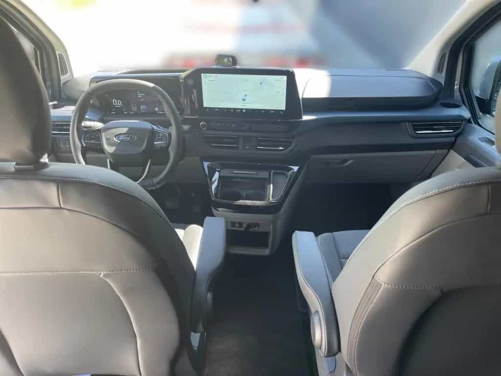 Ford Tourneo Custom 2.0 Bus M1 320L1 Active AWD AHK T 04/2026-photo-8