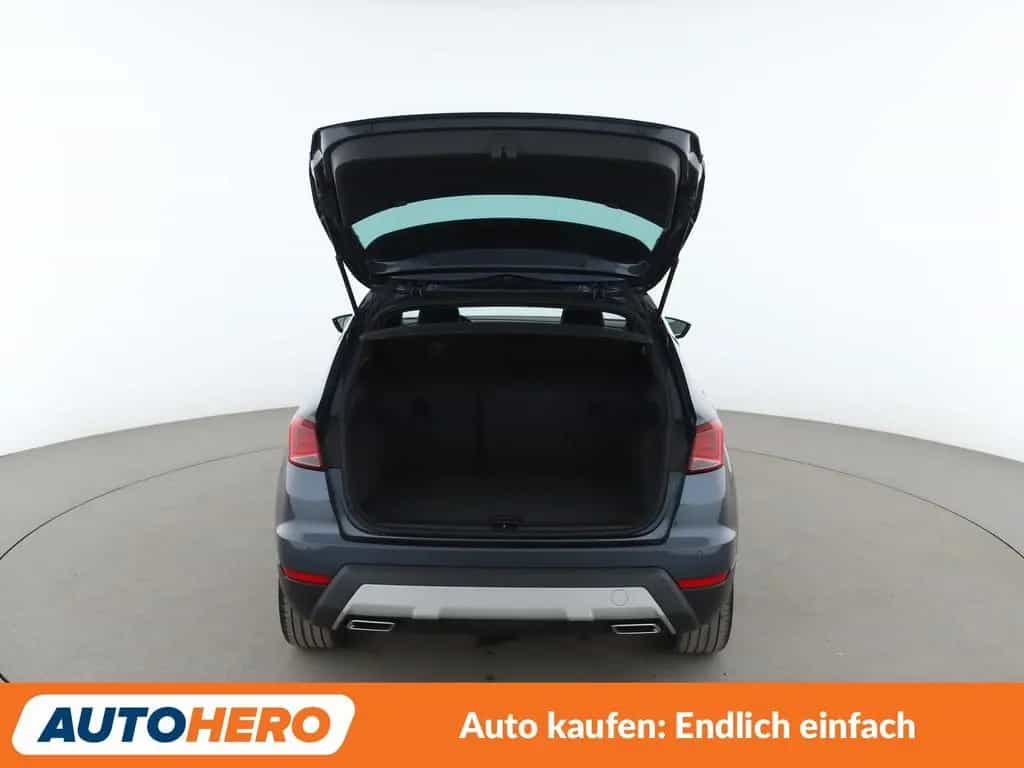Seat Arona 1.0 TSI FR Aut*NAVI*LED*TEMPO*CAM*PDC*SHZ* 11/2019-photo-16