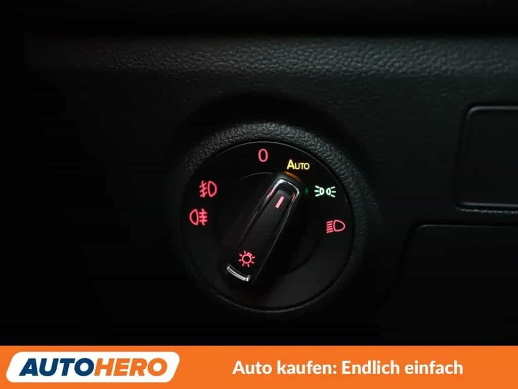 Seat Arona 1.0 TSI FR Aut*NAVI*LED*TEMPO*CAM*PDC*SHZ* 11/2019-photo-26