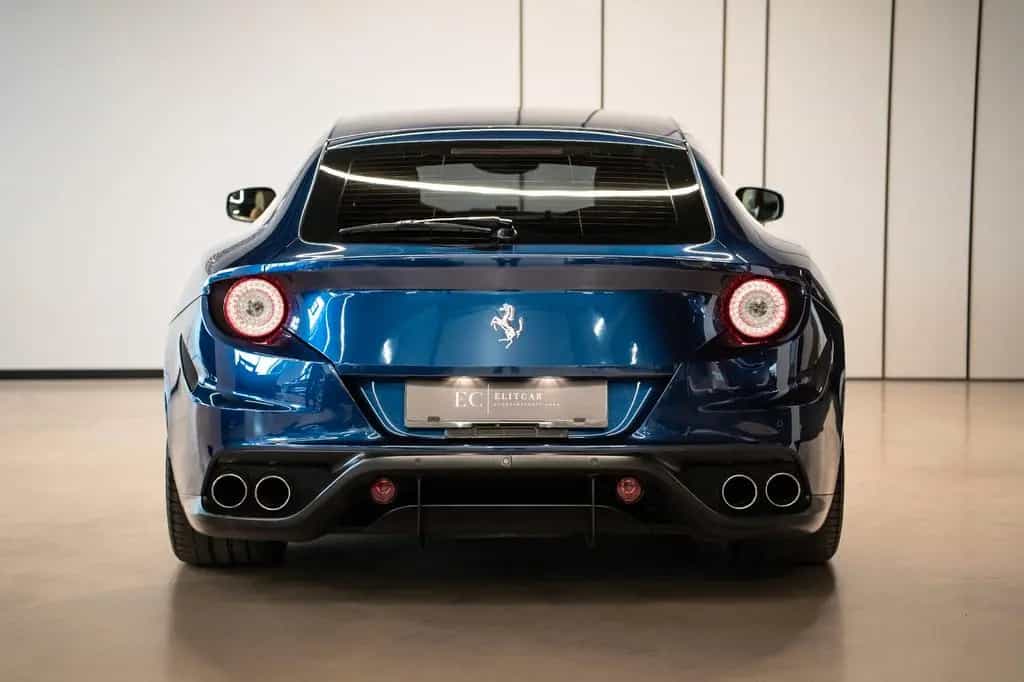 Ferrari FF 6,3 V12 06/2012-photo-11