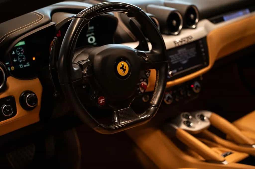 Ferrari FF 6,3 V12 06/2012-photo-13