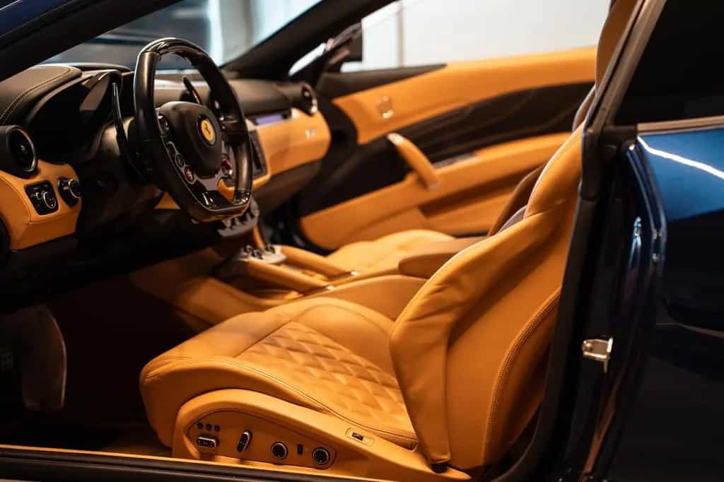 Ferrari FF 6,3 V12 06/2012-photo-14