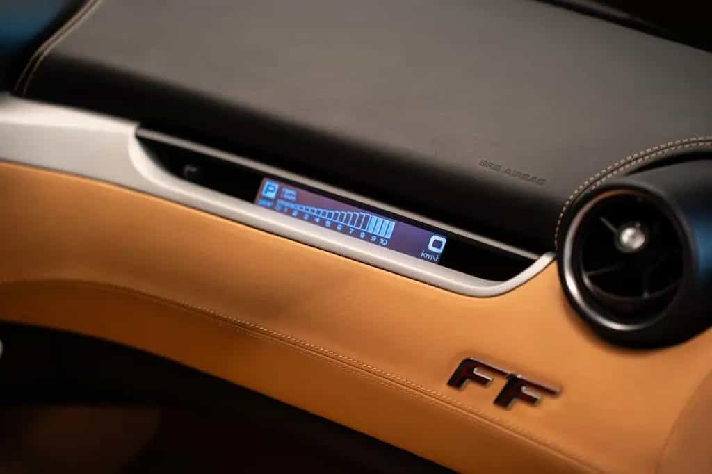 Ferrari FF 6,3 V12 06/2012-photo-15