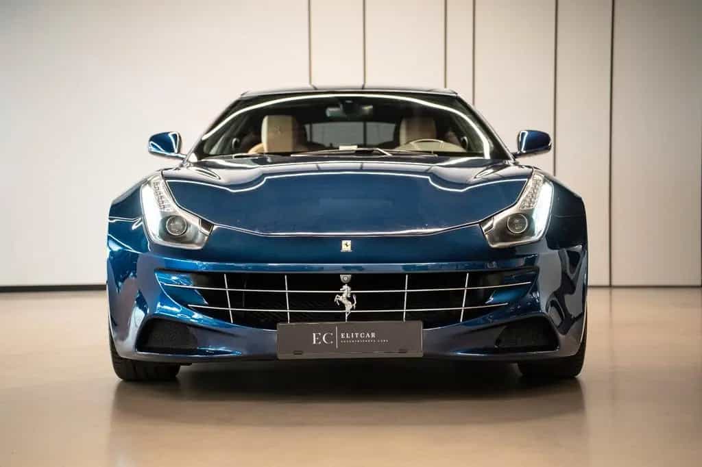 Ferrari FF 6,3 V12 06/2012-photo-6