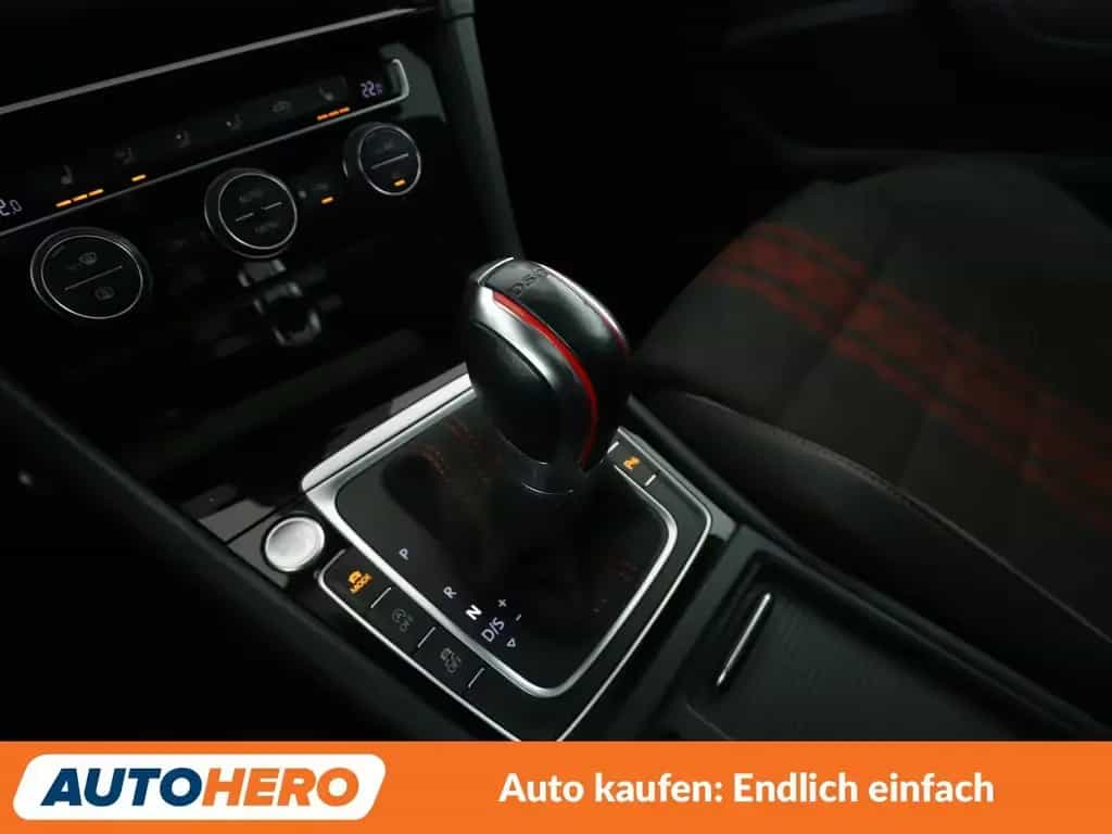 Volkswagen Golf VII 2.0 TSI GTI TCR Aut.*NAVI*LED*ACC* 12/2019-photo-24