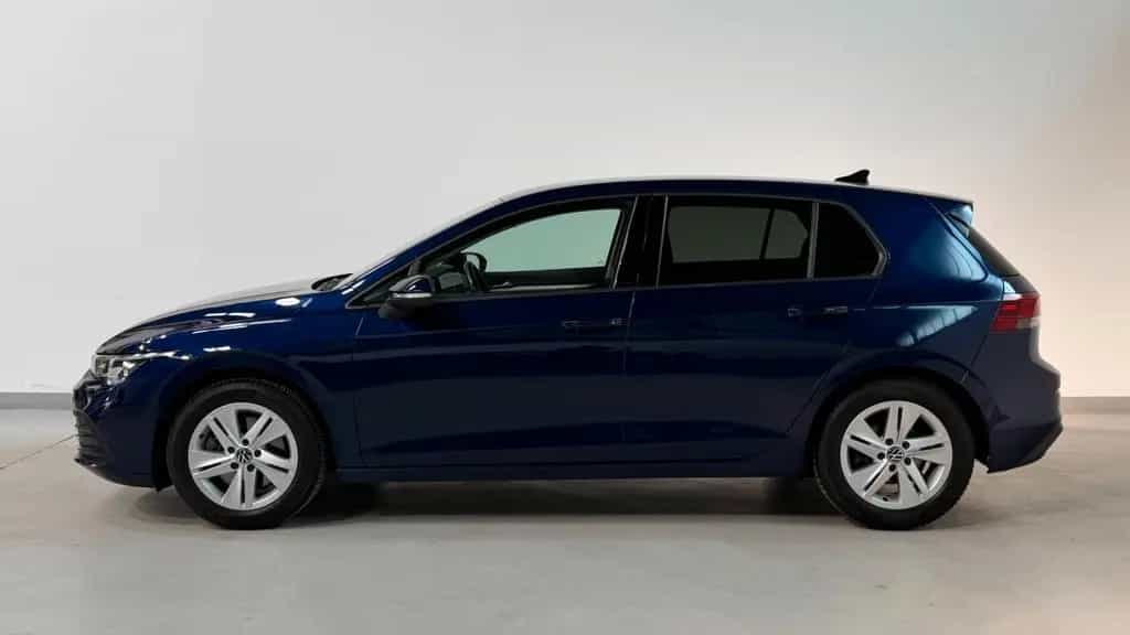 Volkswagen Golf VIII Lim. Life AHK-STHZ-KAM-MEMORY-H&K-LED+ 01/2023-photo-2
