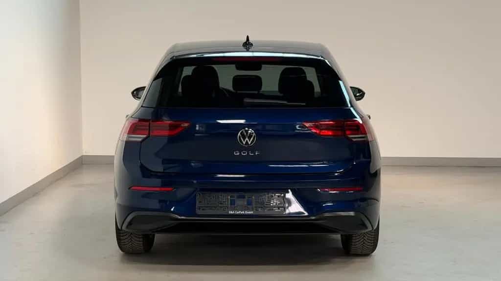 Volkswagen Golf VIII Lim. Life AHK-STHZ-KAM-MEMORY-H&K-LED+ 01/2023-photo-4