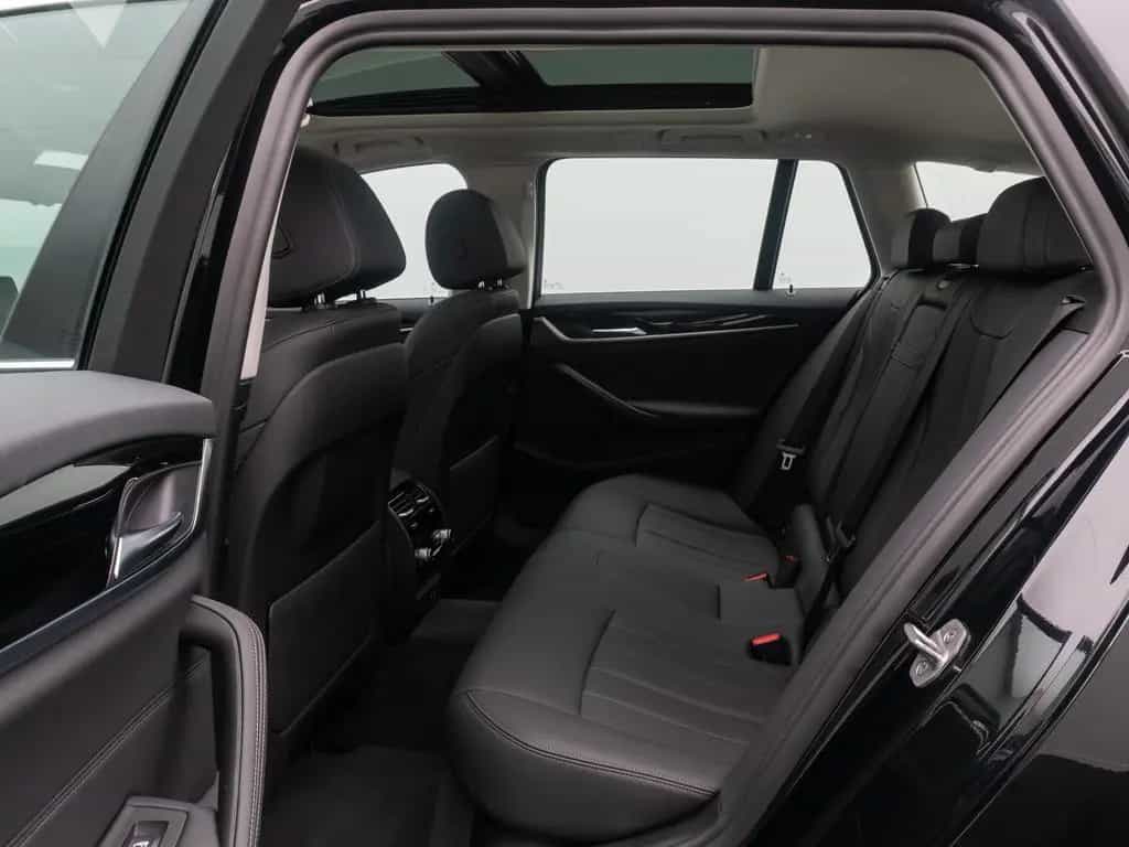 BMW 5 Series 530d Alarm 4xKlima DAB Kamera Panorama Sportsitz 08/2022-photo-25