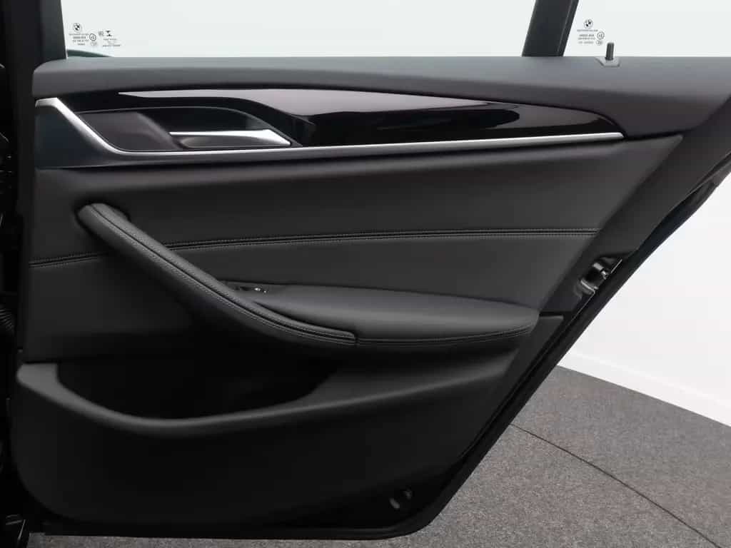 BMW 5 Series 530d Alarm 4xKlima DAB Kamera Panorama Sportsitz 08/2022-photo-33