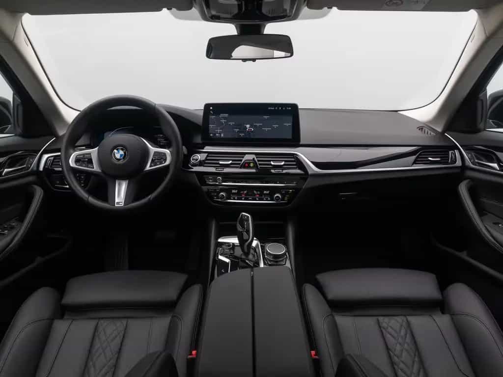 BMW 5 Series 530d Alarm 4xKlima DAB Kamera Panorama Sportsitz 08/2022-photo-40