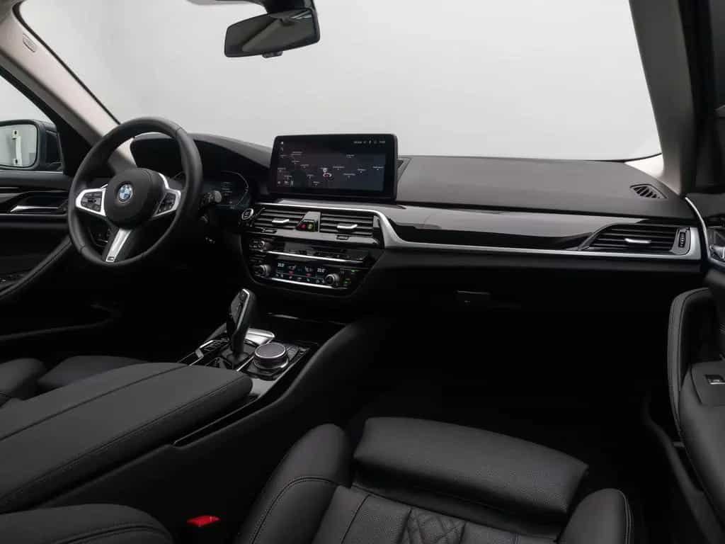 BMW 5 Series 530d Alarm 4xKlima DAB Kamera Panorama Sportsitz 08/2022-photo-41