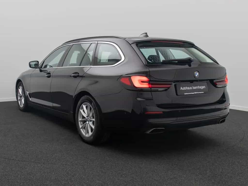 BMW 5 Series 530d Alarm 4xKlima DAB Kamera Panorama Sportsitz 08/2022-photo-8