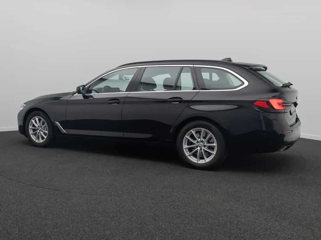 BMW 5 Series 530d Alarm 4xKlima DAB Kamera Panorama Sportsitz 08/2022-photo-9