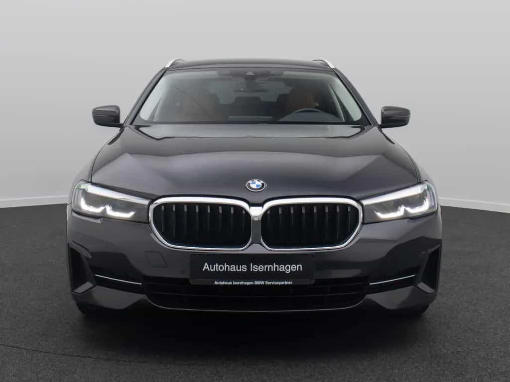 BMW 5 Series 520d Alarm DAB Kamera 4xKlima Leder Sport Parkas 01/2021-photo-1