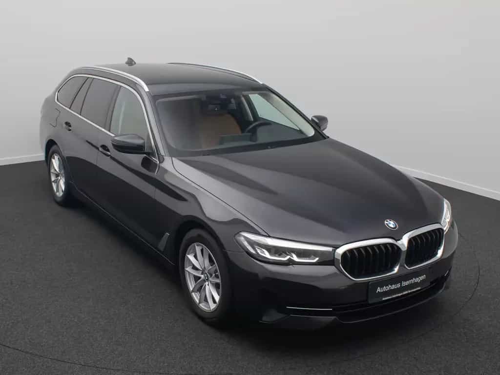 BMW 5 Series 520d Alarm DAB Kamera 4xKlima Leder Sport Parkas 01/2021-photo-2