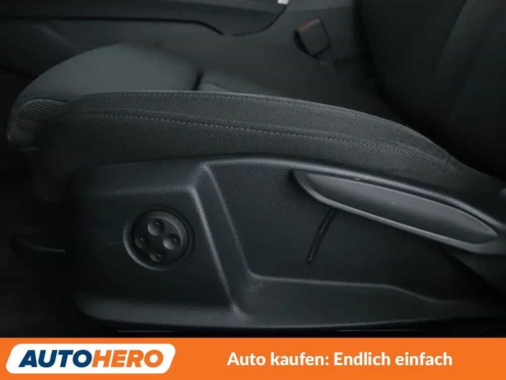 Audi A4 35 TDI Sport Aut.*NAVI*LED*ACC*PDC*SHZ* 08/2019-photo-28