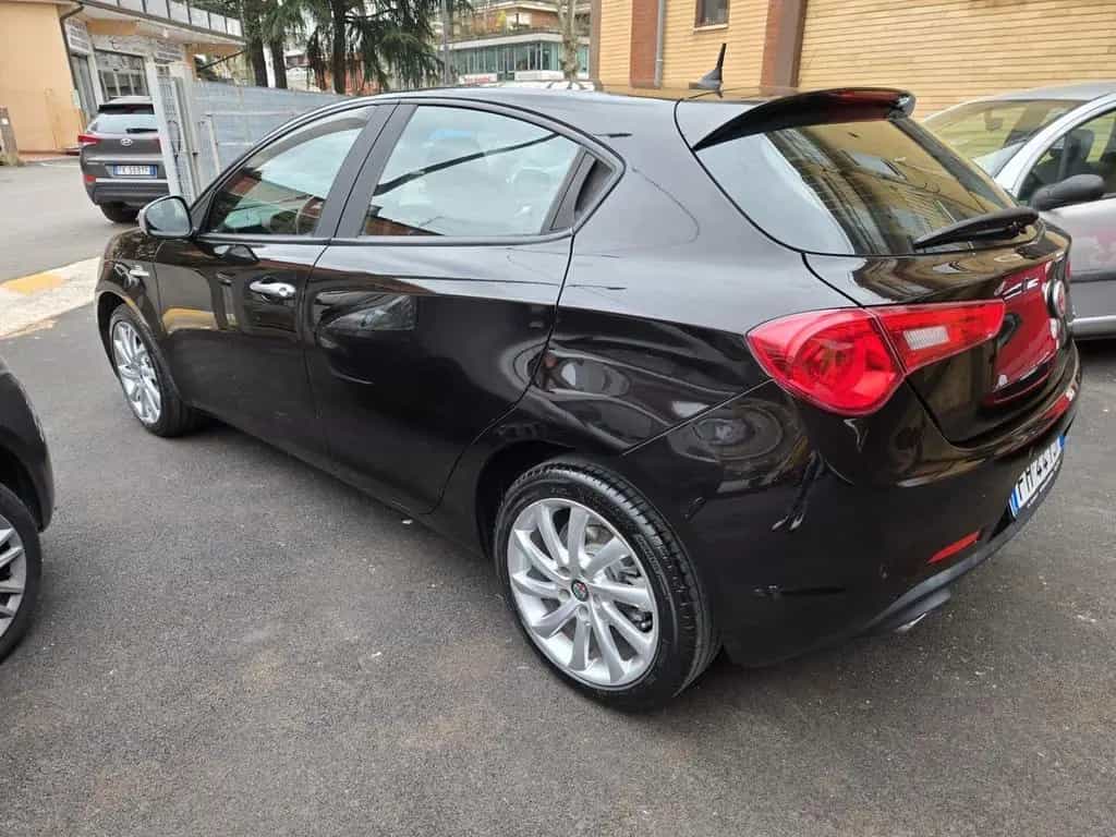 Alfa Romeo Giulietta 1.6 JTDm 120 CV Super 10/2017-photo-4